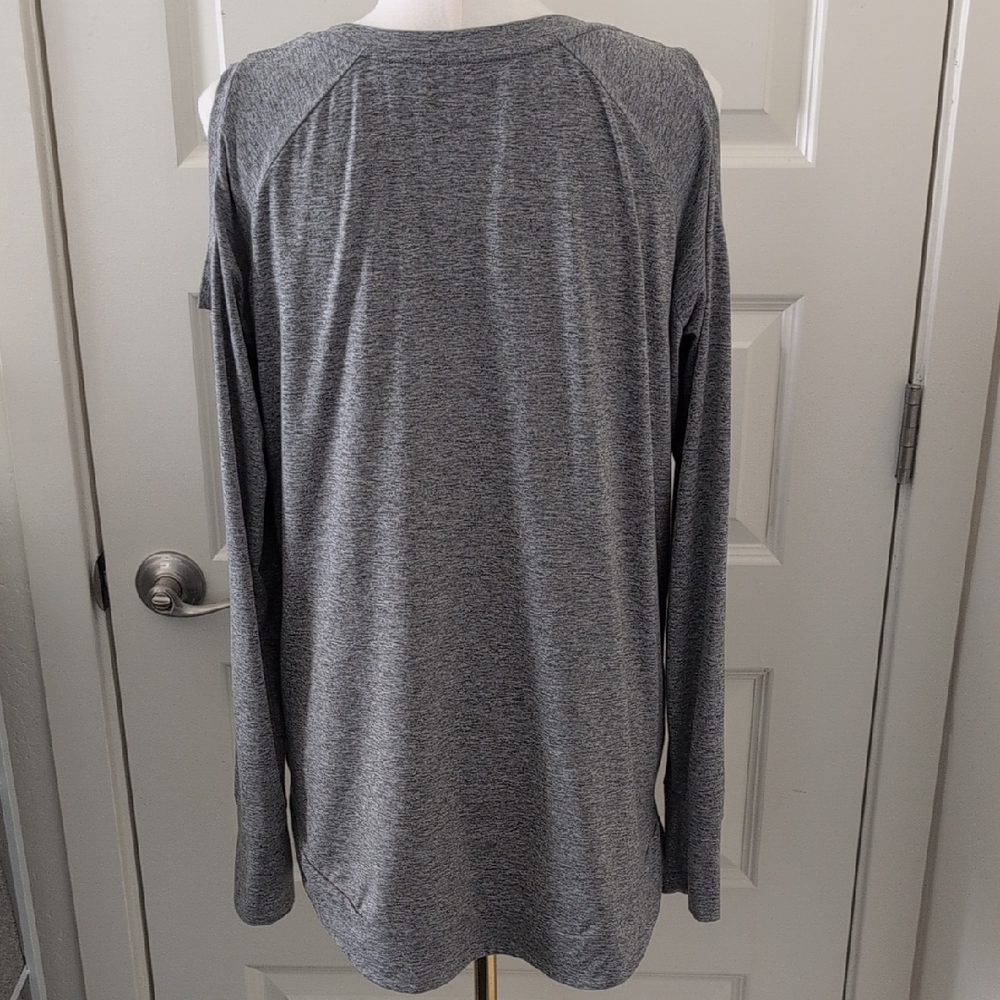 FANATICS Buffalo Bills Cold Shoulder Top with Bills Logo Gray Size XL - Picture 7 of 11